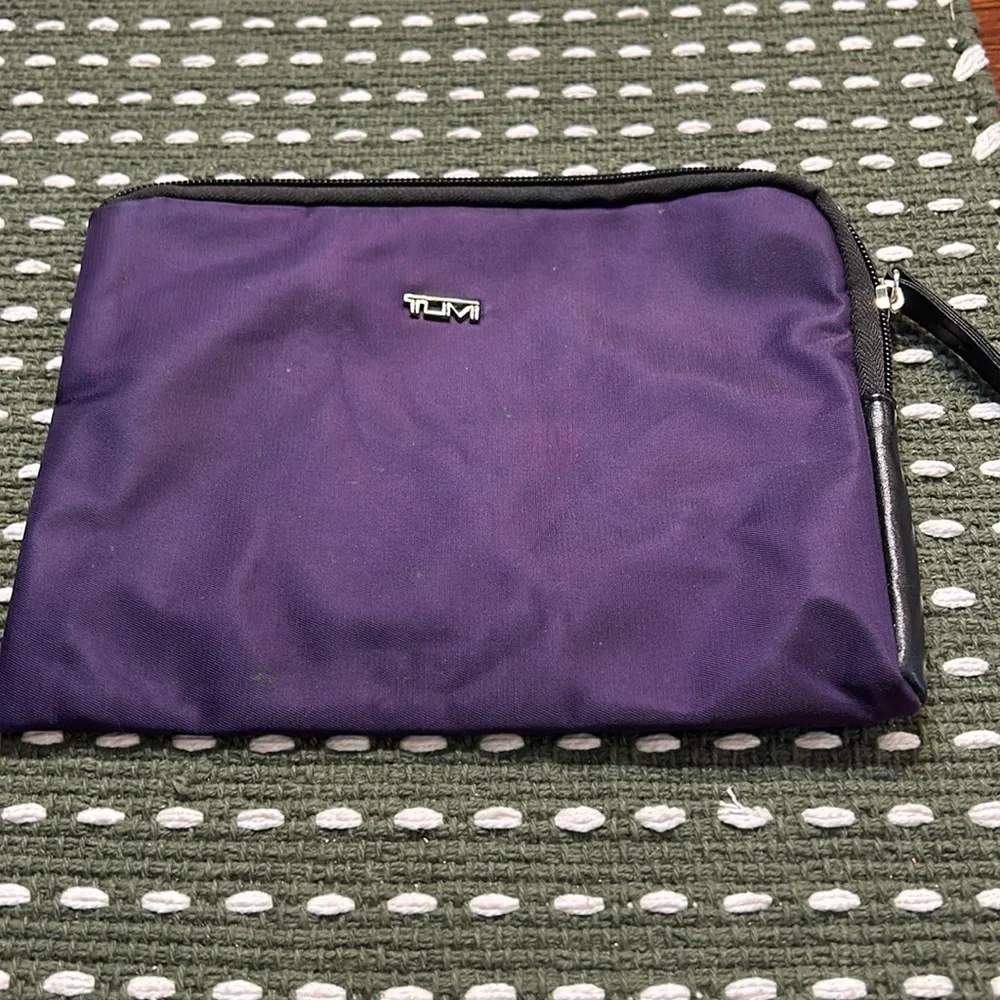 Tumi for Delta Purple Travel Zipper Pouch